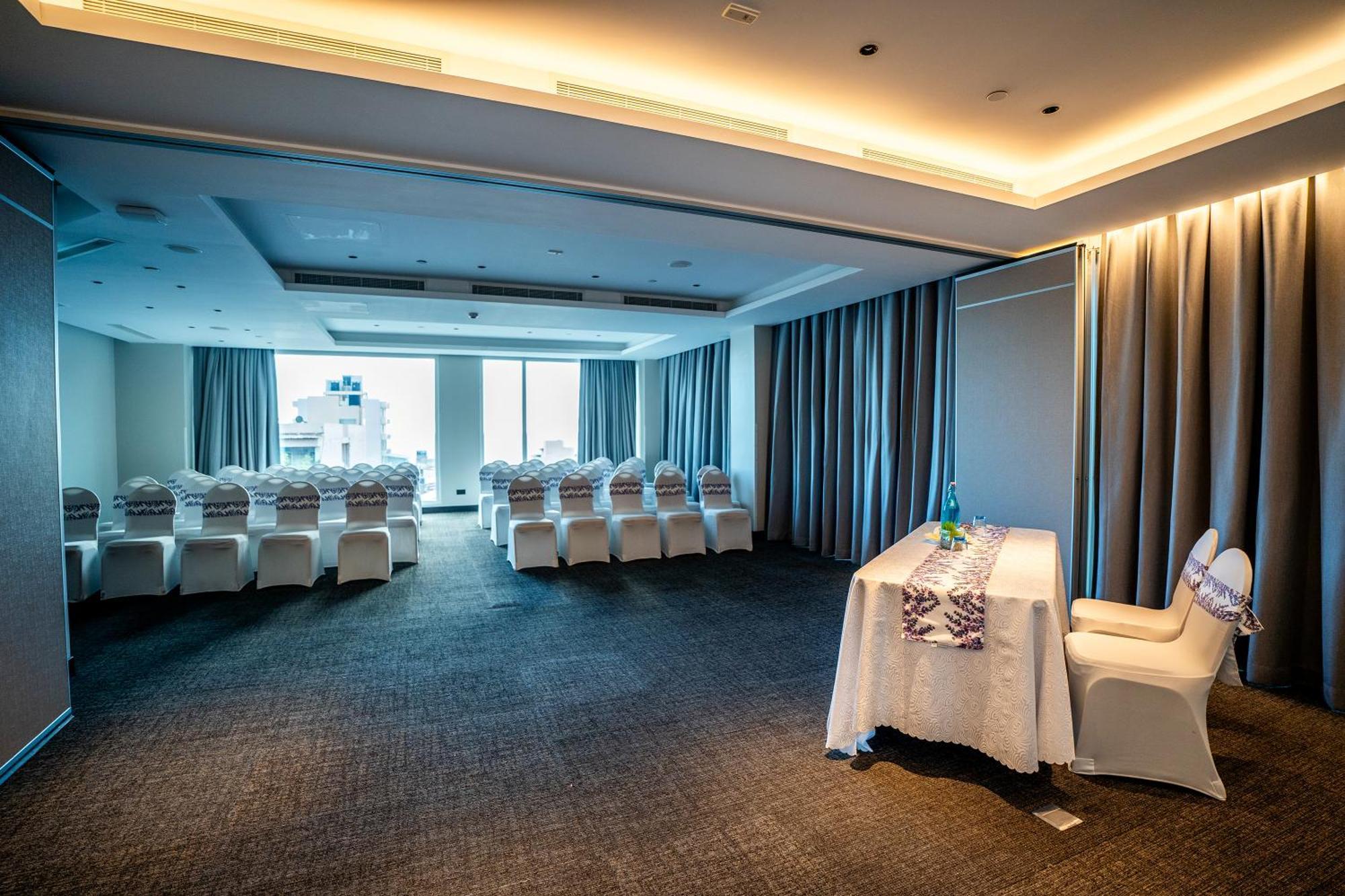 Sofia Colombo City Hotel מראה חיצוני תמונה